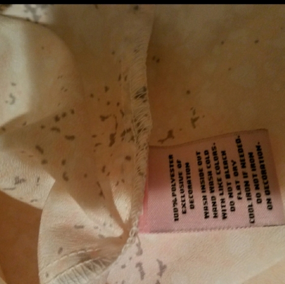 Juicy couture cold shoulder notch neck top - Picture 3 of 8